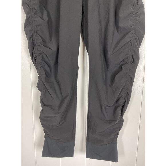 Athleta Women's Attitude Pant in Black Ruched Seams Unlined Jogger Style 10P - Picture 7 of 16